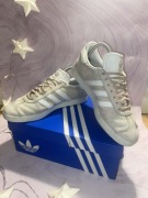 Pastelowe adidas Gazelle rozmiar 40 2/3 Casual Streetwear Everyday