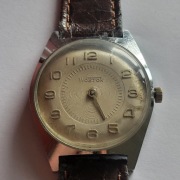 Stary zegarek mechaniczny Wostok do naprawy