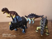 4szt. figurki dinozaury.