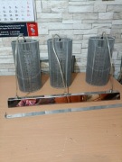 Lampa wisząca potrójna nad stół lub wyspę.