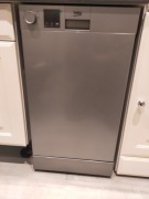 Nowa zmywarka BEKO b100 DVS05024S Quick&Shine Połowa załadunku 45cm Srebrny