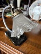 MAŁA LAMPKA ART DECO