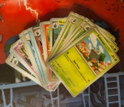 Bulk 84 Oryginalnych kart Pokemon z MEGA EVOLUTION