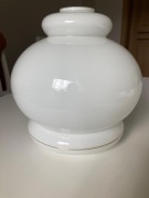 KLOSZ SZKLANY BIAŁY DO LAMPY WISZĄCEJ SUFITOWEJ Z LAT PRL