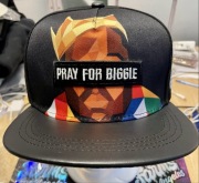 SNAPBACK PRAY FOR BIGGIE – TRIBUTE DLA LEGENDY RAPU