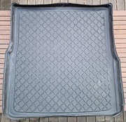 Gumowa mata wykładzina bagażnika, wysoki rant, VW Passat B8 Variant kombi