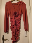 Elegancka sukienka mini z długim rękawem