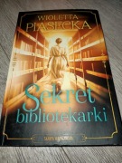 Slodka bibliotekarka Wioletta Piasecka 
