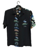 Koszula wiskozowa w retro samochody Aktuell M