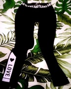 Czarne legginsy LOVE