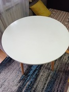 Stół biały okrągły 