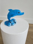 Delfin z masy cukrowej na tort