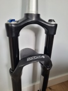 Sr Suntour Raidon 27,5 Czarny Taper 15x110 Boost Amortyzator Powietrzny