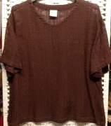 157. Haftowana bluzka w kolorze czekolady,rozm.L