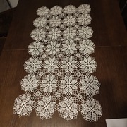 Serweta lub bieżnik ręcznie robione 