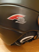 Kask narciarski F2 (gogle/przyłbica)