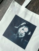 Torebka torba tote bag materiał non woven wymiary 36x40 cm lana del rey 