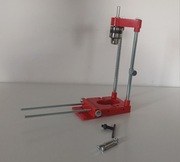 Regulowana prowadnica do wiertarki