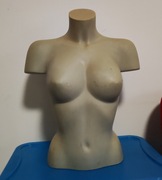 Tors damski manekin z żywicy epoksydowej