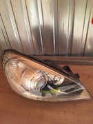 Lampa przednia prawa volvo s60 v60 uszkodzony zaczep