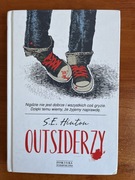 Outsiderzy S.E. Hinton Twarda