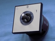 ŁĄCZNIK KRZYWKOWY 4G40 10U 0-1 3P40A DO WBUDOWANIA