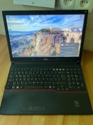 Laptop Fujitsu Lifebook E554