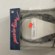 HAMA  STARE SLUCHAWKI 