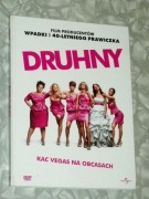 DRUHNY / Kac vegas na obcasach