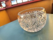 Okrągła miska z kryształu pojemnik  śr 8,5 nr09