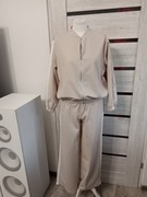 Komplet wiosenny Punto Milano z białymi lampasami.