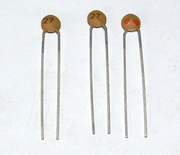 KONDENSATOR CERAMICZNY 27pF 160V 15 szt CERAD 