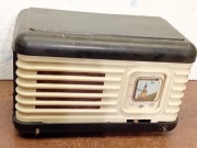 Radzieckie radio lampowe ,,MOSKWICZ"
