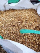 Zrębki drzewne z drzew liściastych ( brzoza, owocowe)