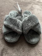 Kapcie szare rozmiar 38