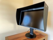 Monitor foto EIZO ColorEdge CG2700S. Przekątna 27"