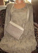 DKNY, efektowna, praktyczna, crossbody, listonoszka.