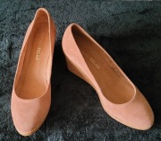 Czółenka na koturnie Ryłko - nowe, skórzane koturny w odcieniu różu 