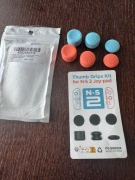 zestaw silikonowych nakładek na gałki analogowe (thumb grips) 