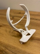 stand telefon z miejscem na ładowarkę bezprzewodową ikea livboj