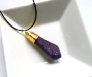 Kwarc aura, tęczowy, tytanowy, surowy kamień, wisiorek