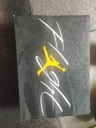 Jordan 4 tuunder yellow 