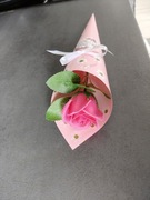 Róża mydlana w rożku Dzień Kobiet