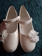 Buciki dla dziewczynki komunijne. 