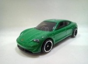 Hot Wheels HKK90 HKJ31Porsche Taycan Turbo S