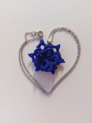 Wisiorek chabrowa róża z łańcuszkiem Dzień Matki