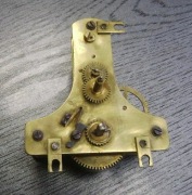 LENZKIRCH MECHANIZM:TARCZA,WAHADŁO,OBUDOWA,KLUCZ,SANKI !