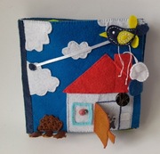 Książeczka sensoryczna, manipulacyjna, Montessori 