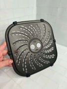 ruszt lub płyta grillowa do frytkownicy beztłuszczowej (air fryer)