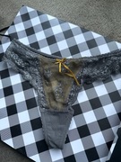 Stringi S Elle Macpherson 